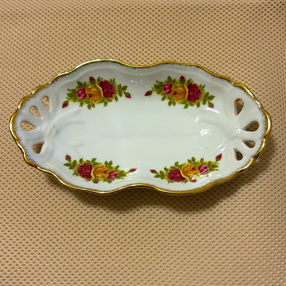 Old English Rose Fine China Soap Dish Westminster Australia 1653
